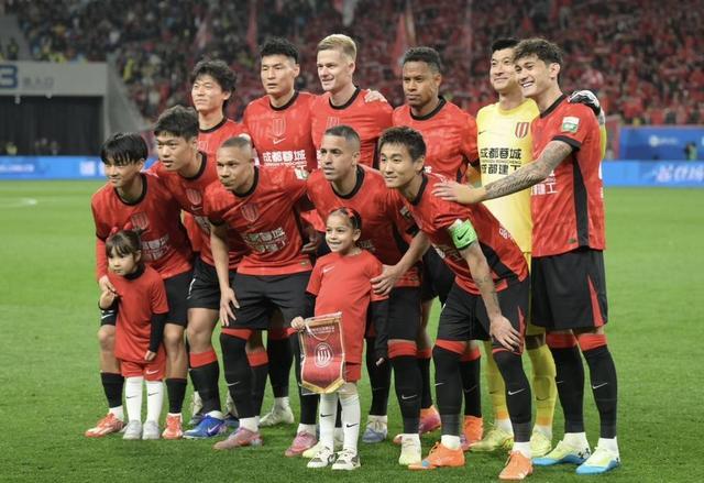 新2管理最新网址-罗慕洛“神仙球”破门 成都蓉城主场1-0力克青岛海牛